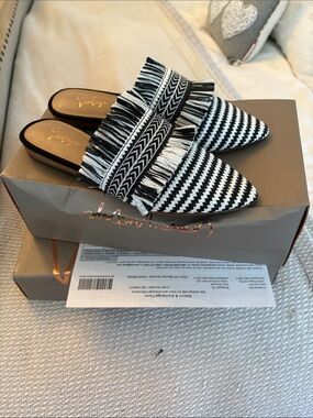 NIB Crown Vintage Fringed Pointed-Toe Slip-On Mules - Black & White